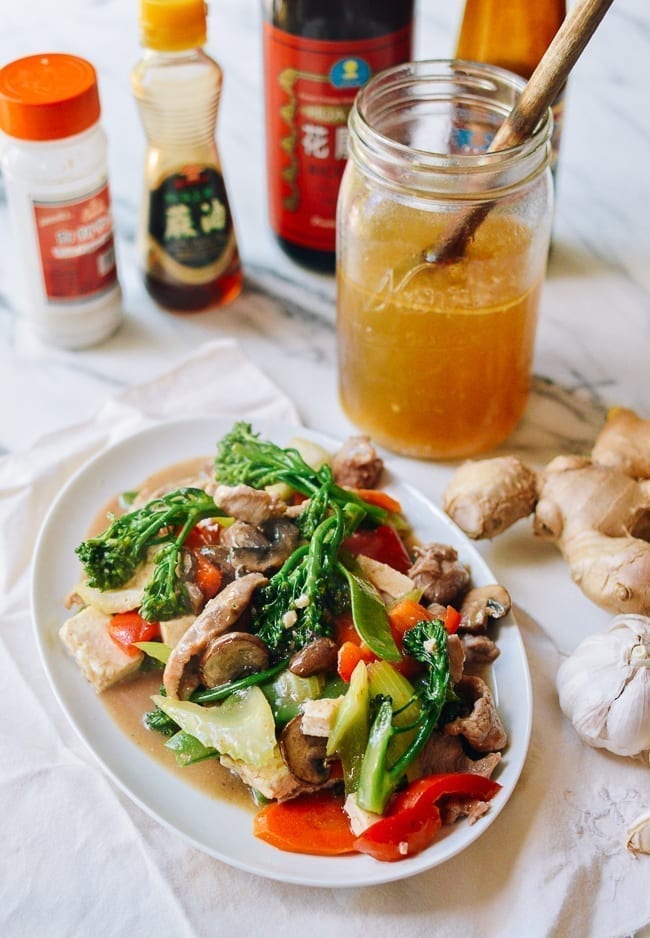 Fridge clean-out stir-fry with meat and mixed vegetables, geagle.miooashdv.tk