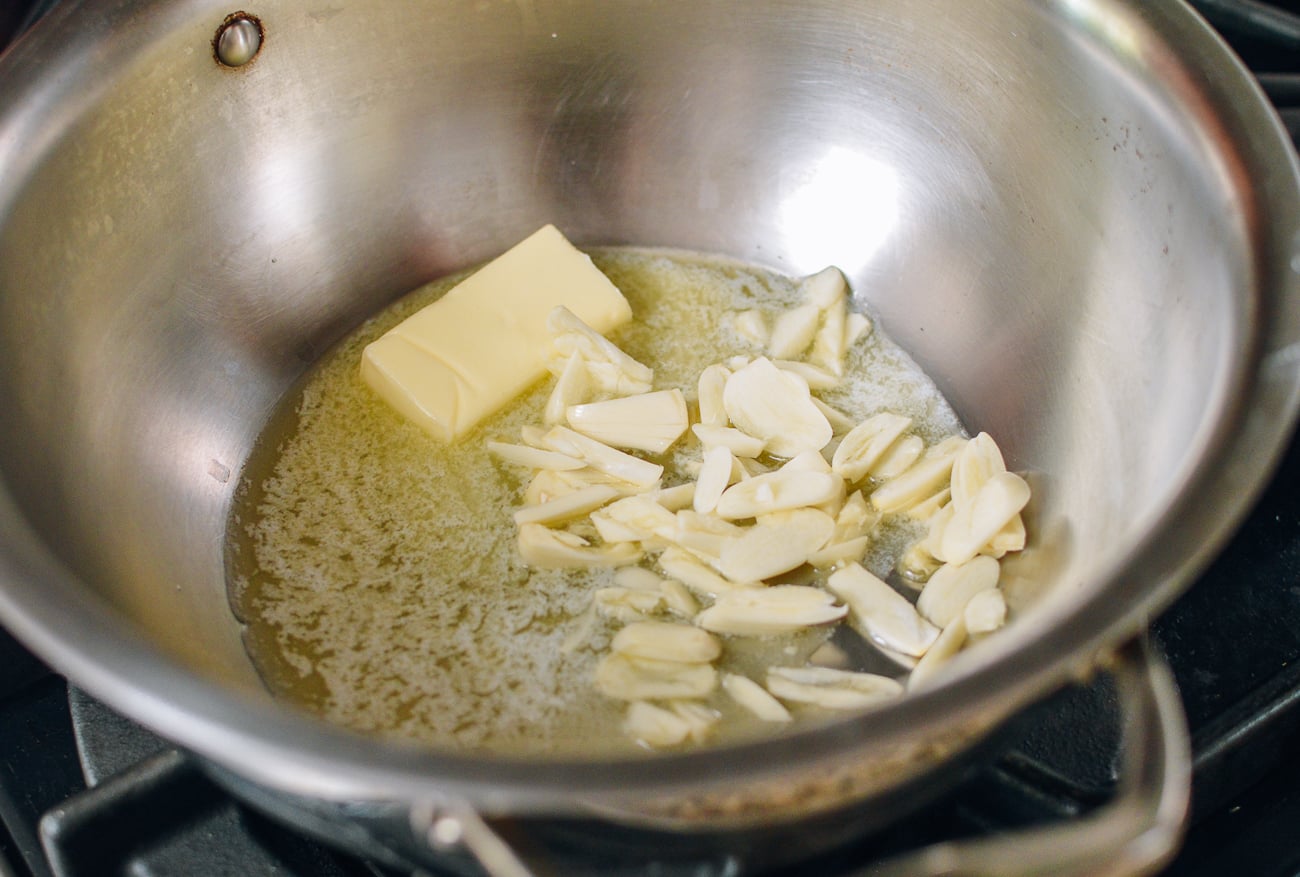 Butter and garlic in pot, geagle.miooashdv.tk