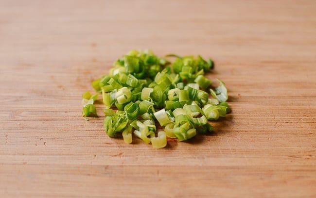Chopped scallions, geagle.miooashdv.tk
