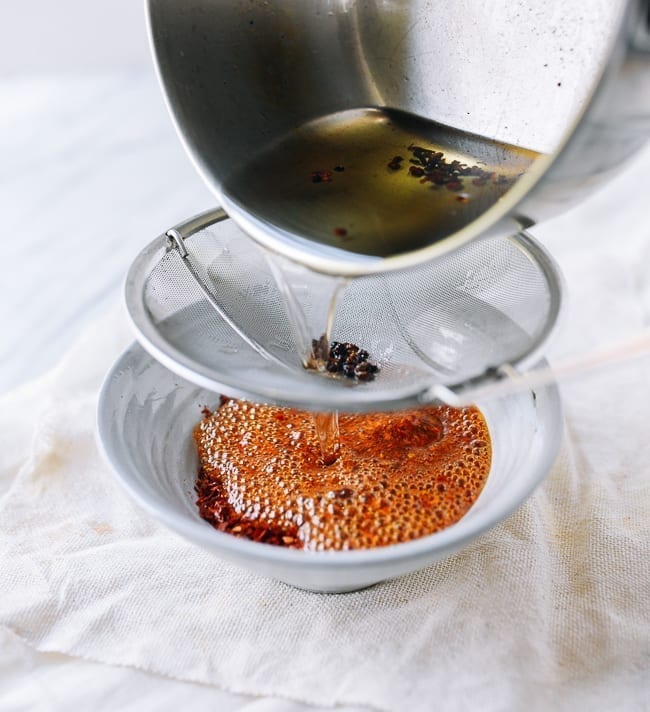 Pouring hot oil over chili flakes, geagle.miooashdv.tk