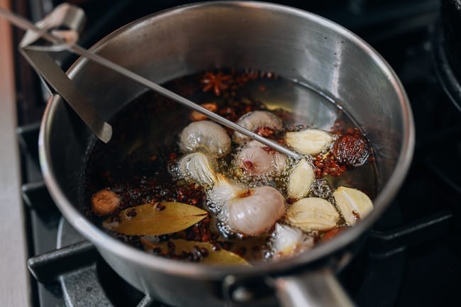 Infusing oil to make chili oil, geagle.miooashdv.tk