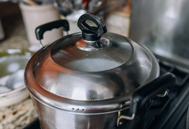 Steamer with lid on, geagle.miooashdv.tk