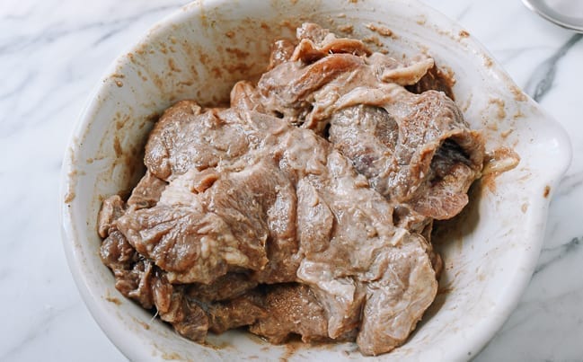 Pork chops coated in potato starch paste, geagle.miooashdv.tk