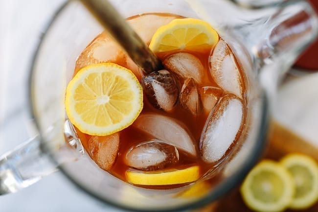 Stirring tamarind iced tea, geagle.miooashdv.tk