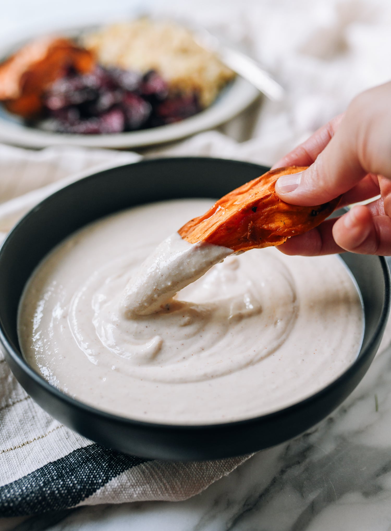 Dipping roasted sweet potato in tofu garlic aioli, geagle.miooashdv.tk
