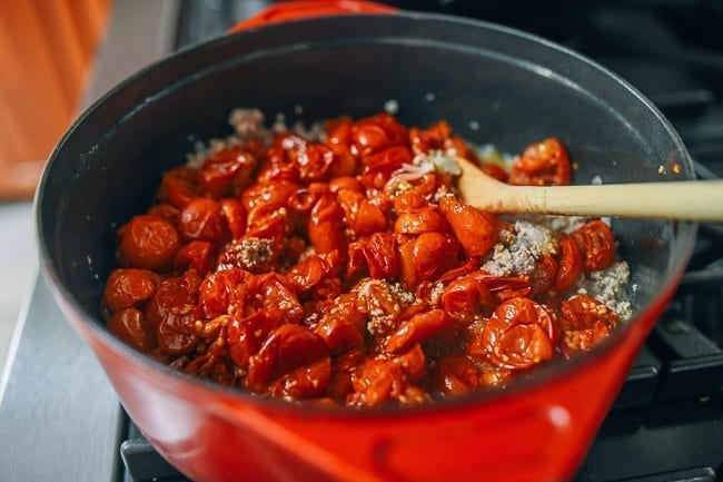 Roasted tomatoes and ground meat, geagle.miooashdv.tk