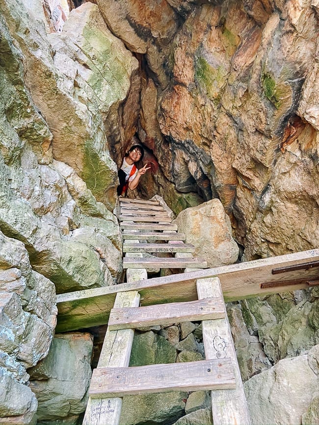 Kaitlin at top of ladder at lemon squeeze, geagle.miooashdv.tk