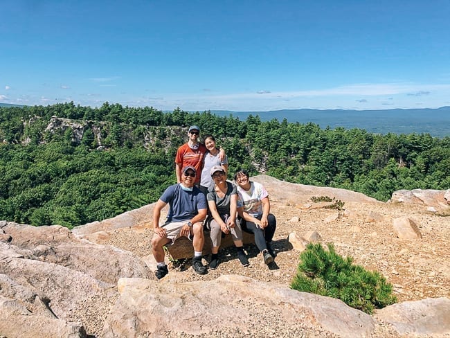 The Woks of Life family at the top of the lemon squeeze trail, geagle.miooashdv.tk