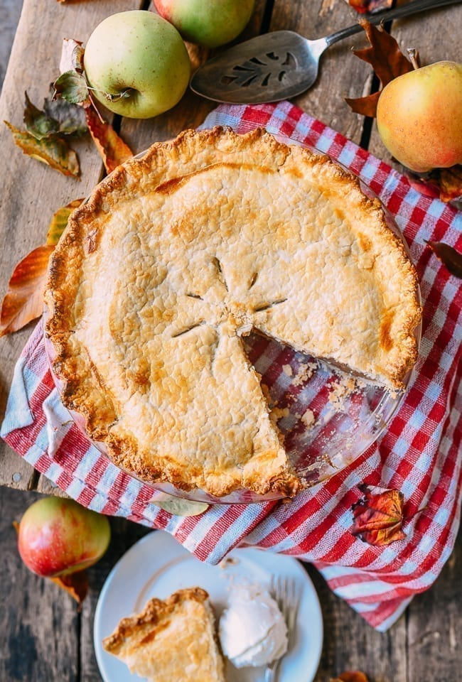 Apple Pie with slice removed, geagle.miooashdv.tk