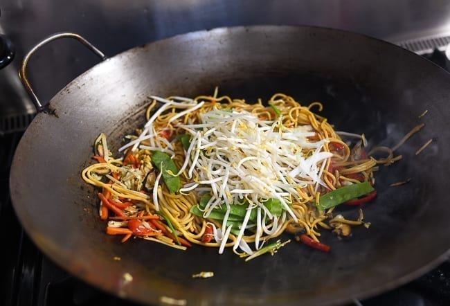 Adding bean sprouts to lo mein, geagle.miooashdv.tk