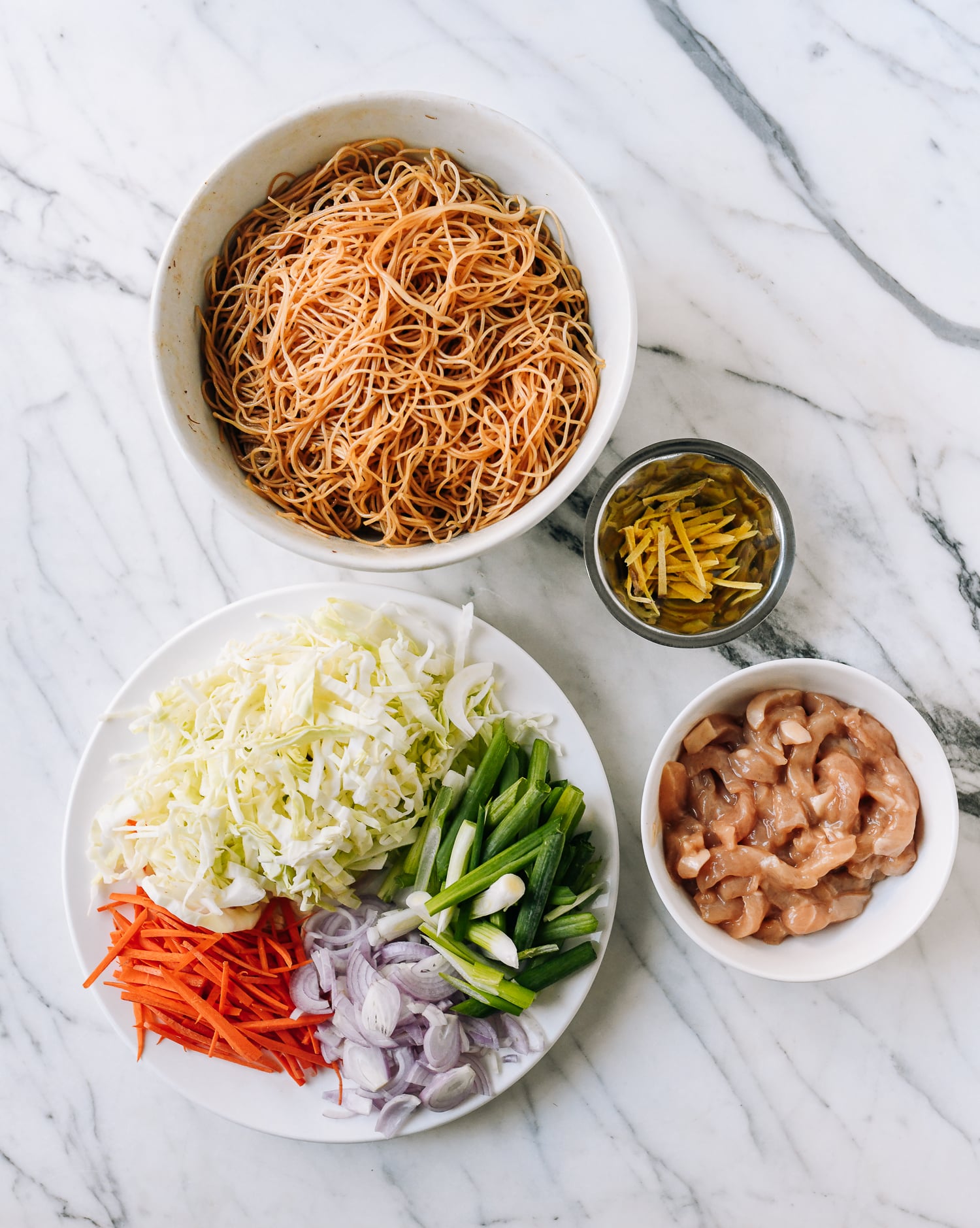Chicken Mei Fun Ingredients, including noodles, vegetables, chicken, and ginger, geagle.miooashdv.tk
