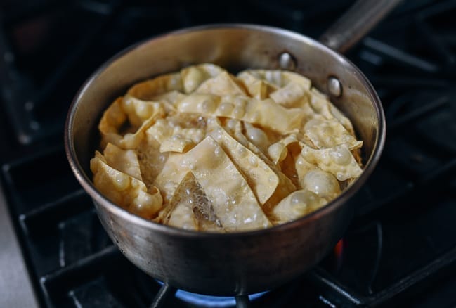 Frying wonton wrappers
