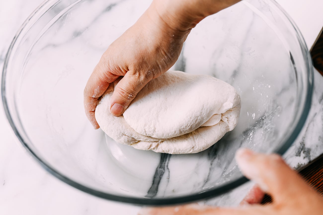 Hand-kneading shengjian bao dough, geagle.miooashdv.tk