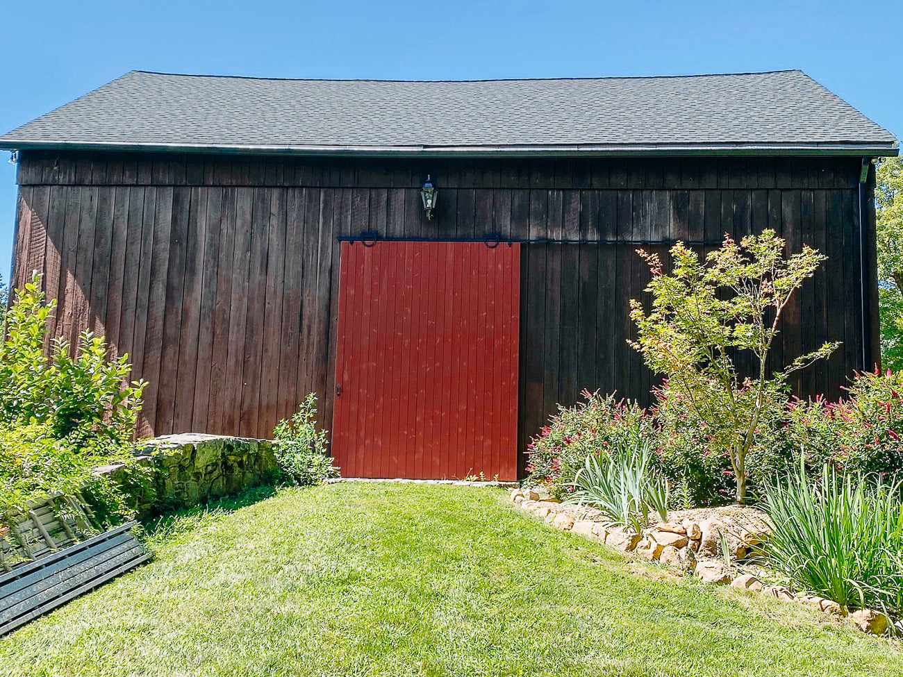 barn prior to new siding