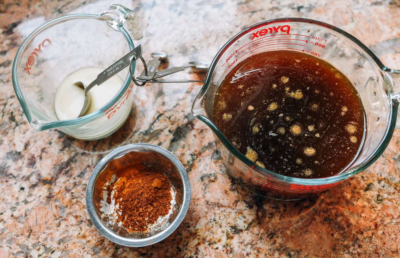 egg foo young gravy ingredients in measuring cups