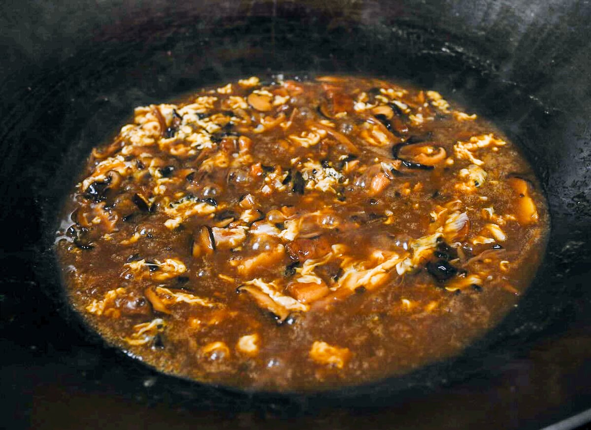 da lu mian gravy