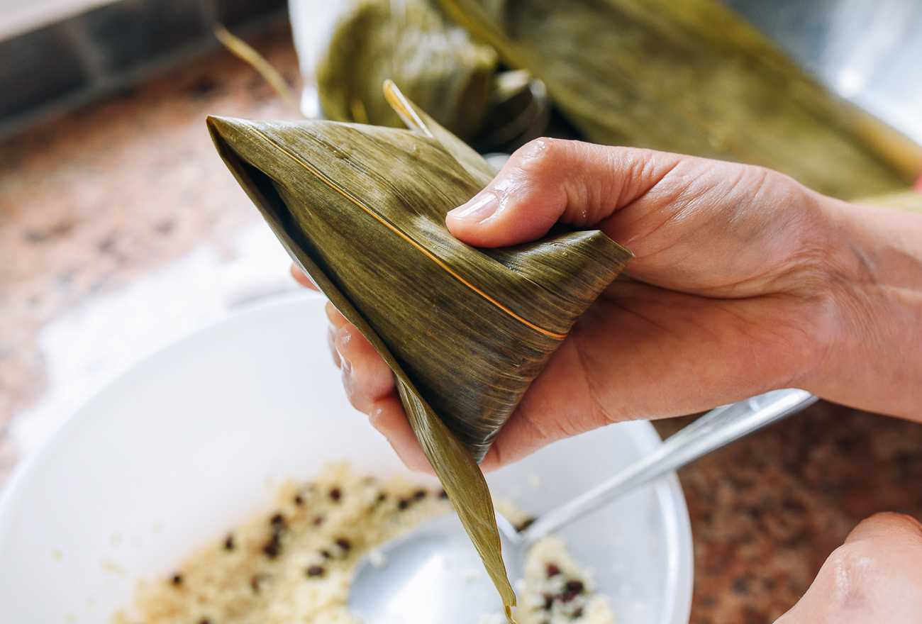 zongzi bundle before tying